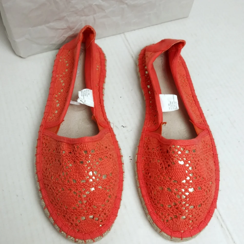 Lane Bryant 9W Coral Crochet Flat Espadrilles Shoes Boho Chic